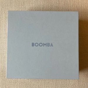 Boombas size M-never worn